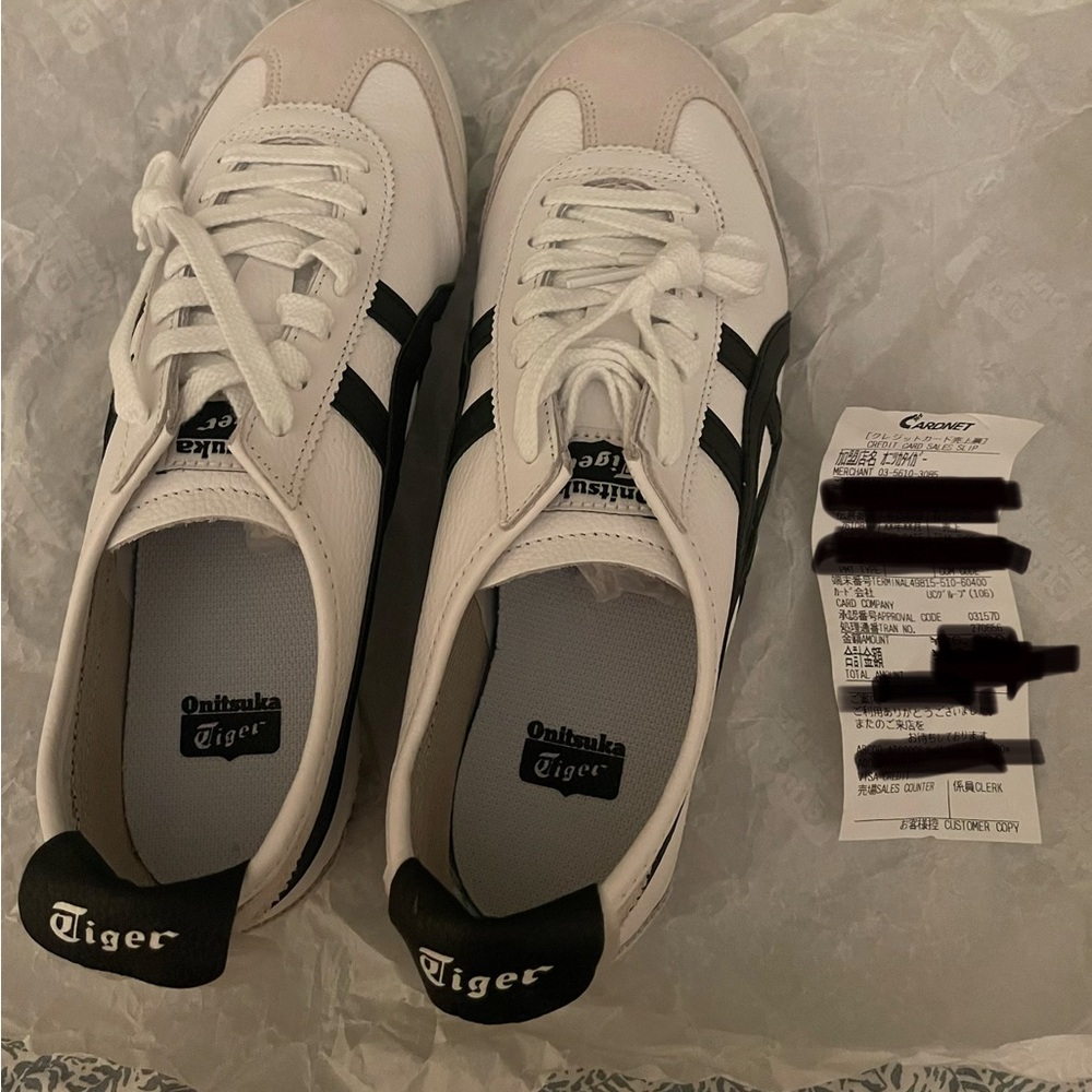 Onitsuka Tiger- Mexico 66 White and Black